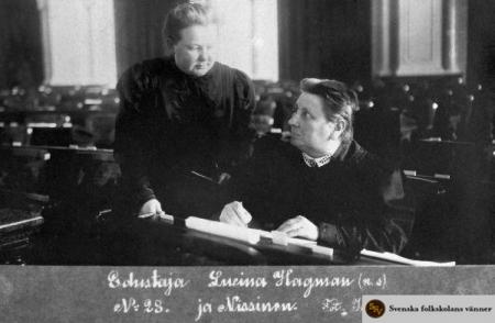 Kvinnoroerelser